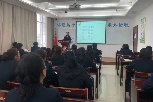 J9集团商学院新员工培训班